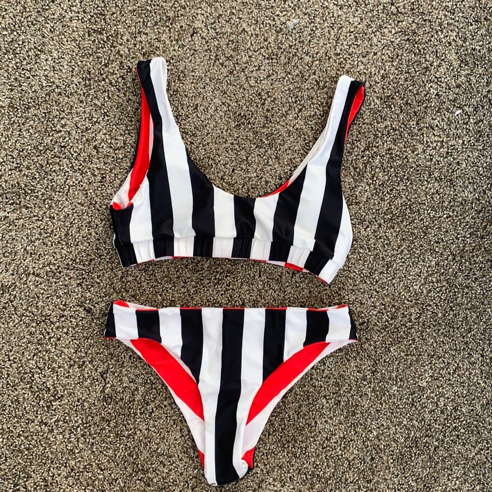 Bathing suit